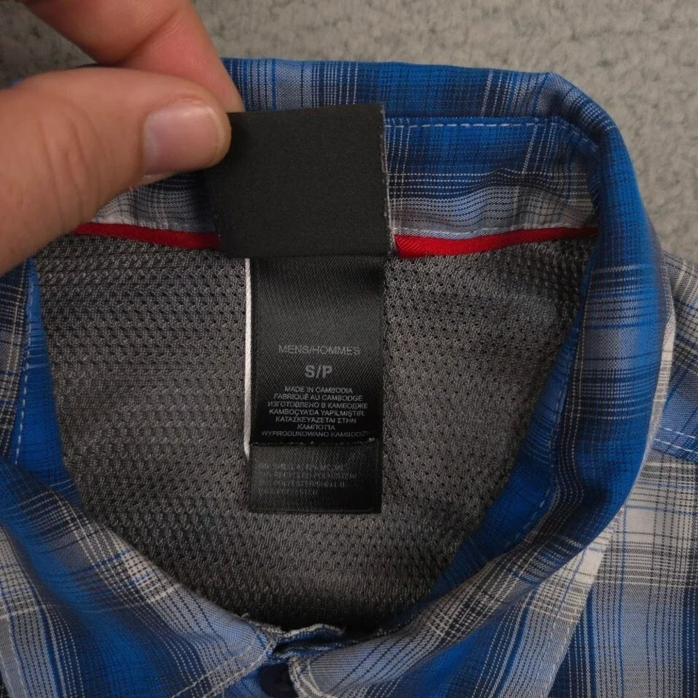 The North Face Performance Shirt Mens Small Blue Gray Plaid Short Sleeve Hiking